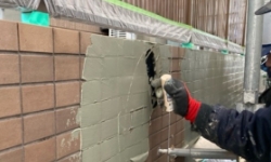 不透明樹脂系外壁複合改修工法