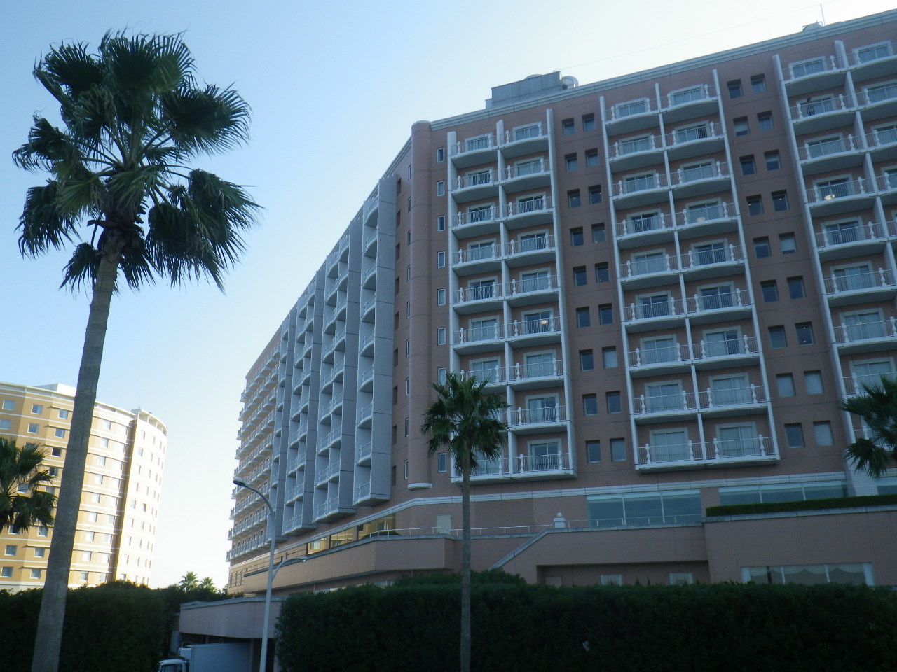 某ホテル外壁改修工事 全景